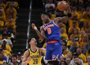 米兰百家乐-尼克斯不敌太阳，逆转失败遗憾终结