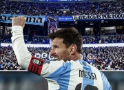 米兰百家乐-包含巴塞罗那3-0险胜格拉纳达，梅西梅开二度的词条