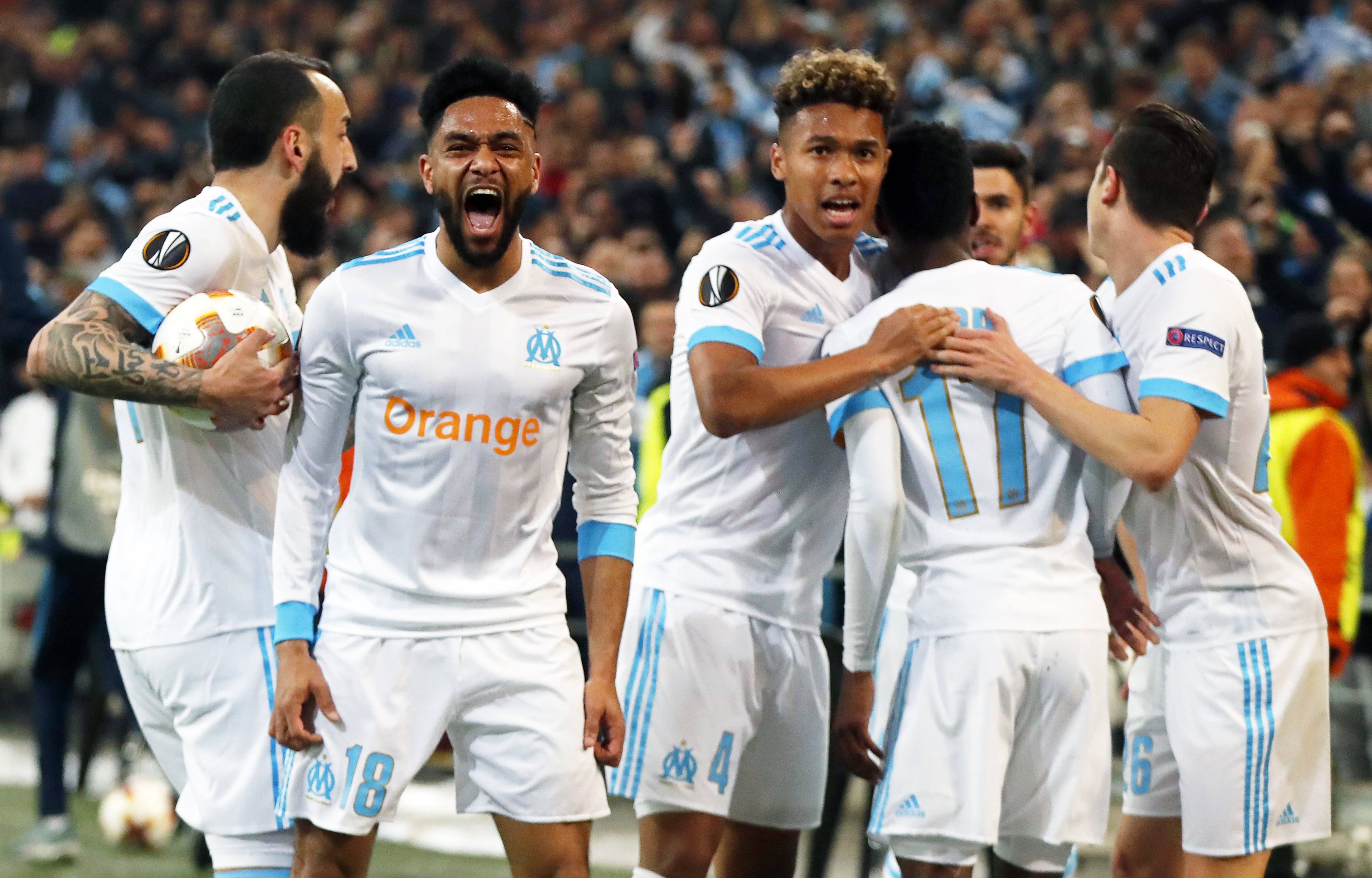 法国联赛球队成绩亮眼，备战关键战