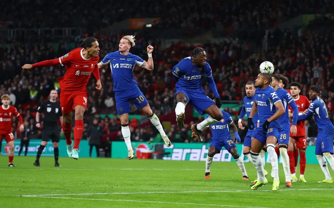 包含利物浦客场取胜！克洛普球队成功挺进英时杯半决赛的词条