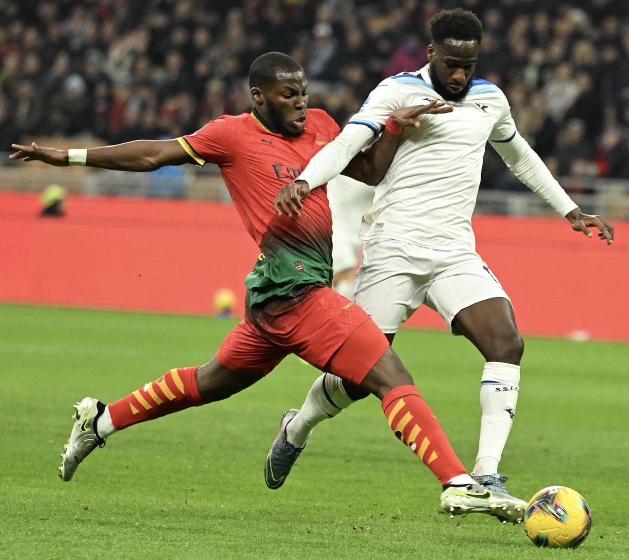 拉齐奥决胜时刻AC米兰客场对战佛罗伦萨