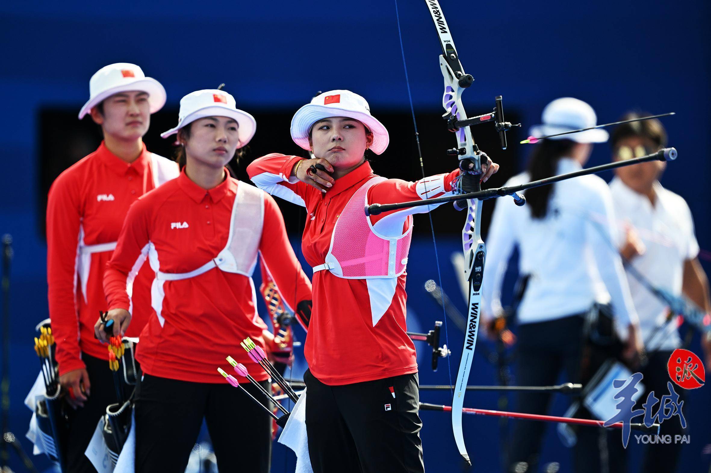 包含射箭比赛法国队实力强劲，取得好成绩的词条