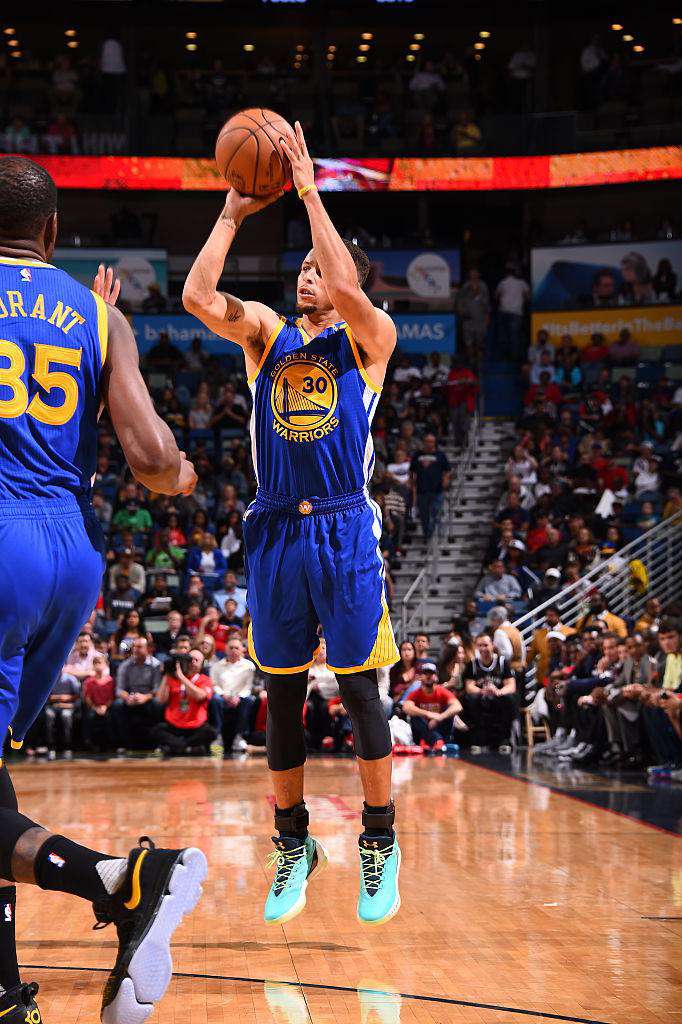 猛龙客场胜鹈鹕，终结三连败