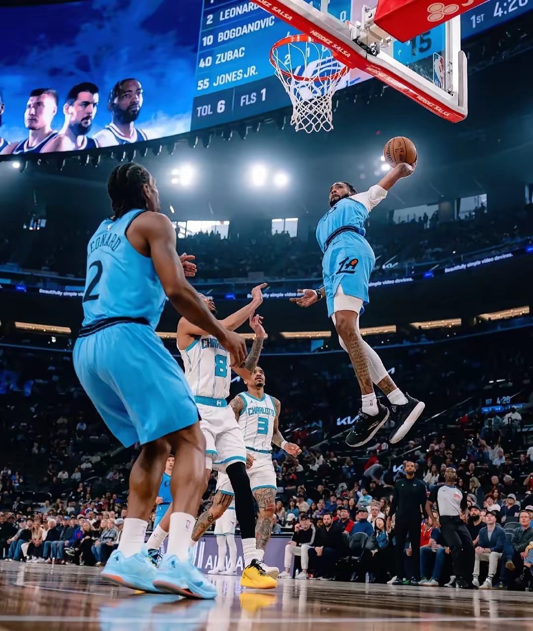 快船绝杀勇士，取得重要胜利