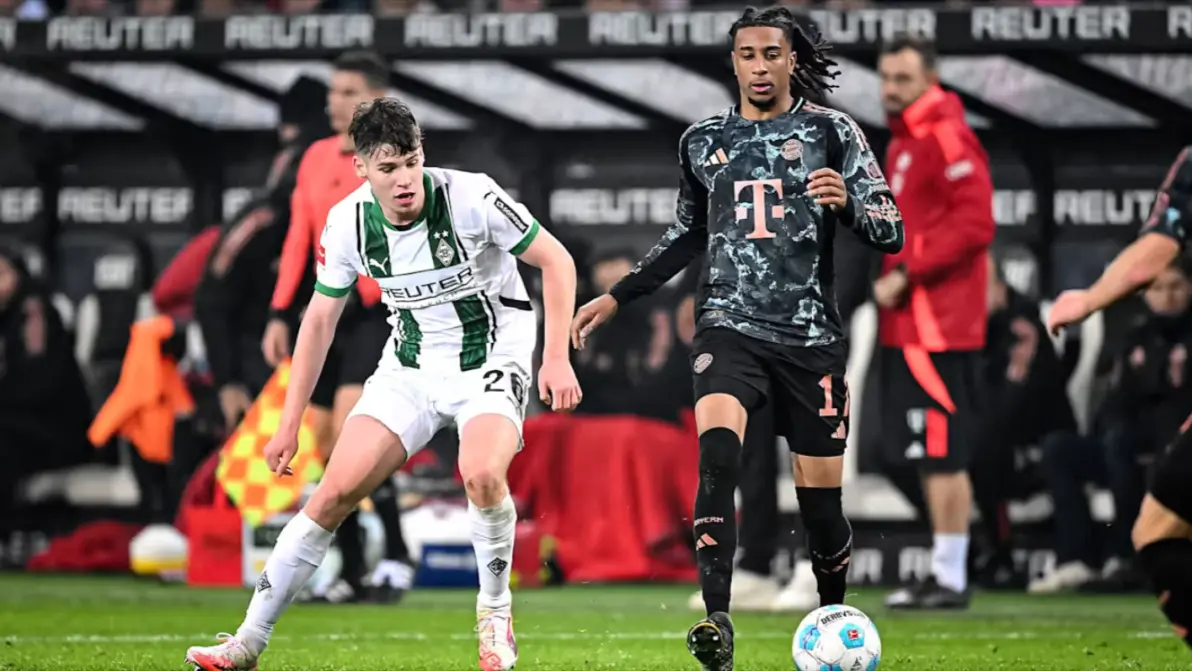 关于拜仁慕尼黑主场战胜门兴格拉德巴赫，继续德甲领跑的信息