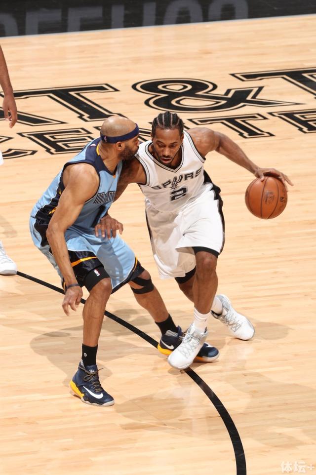 灰熊客场大胜鹈鹕,莱昂纳德38分的简单介绍 灰熊客场大胜鹈鹕,莱昂纳德38分的简单介绍