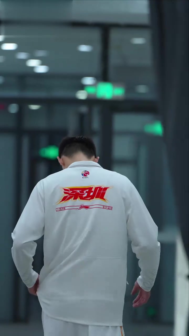 广东宏远胜深圳马可波罗拉塞尔30+8砍下关键球